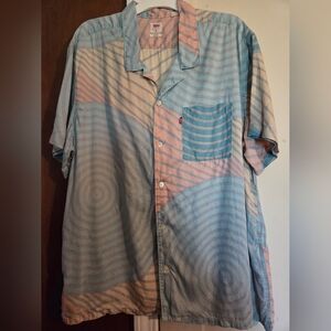 Levi's Men's Short-Sleeve Stripe Camp Shirt in Pastel Blue & Pink